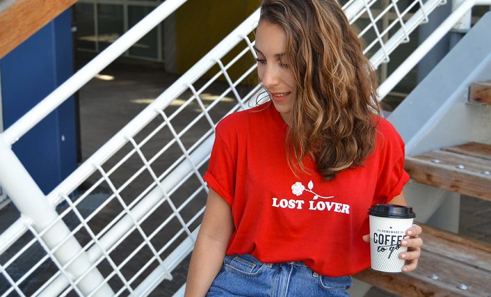 tshirt rouge retro jupe denim nakd