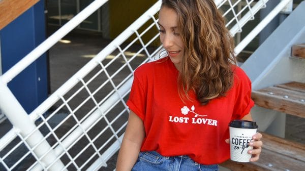 tshirt rouge retro jupe denim nakd