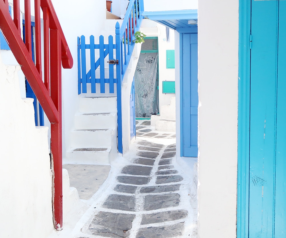 mykonos rues couleurs grece