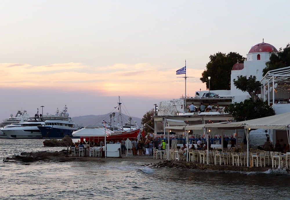 port chora mykonos grece